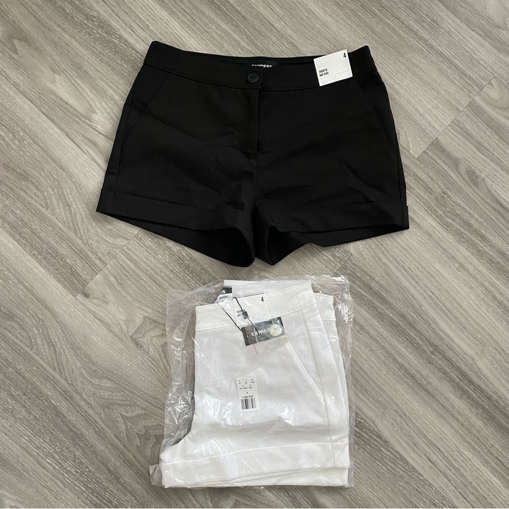 NWT Express Shortie Mid Rise Cuffed Shorts Size 4 Black and White